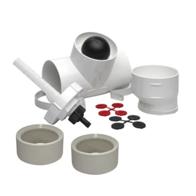 A white plastic pipe with a red and black lid, equipped with a First Flush diverter 80/90mm.